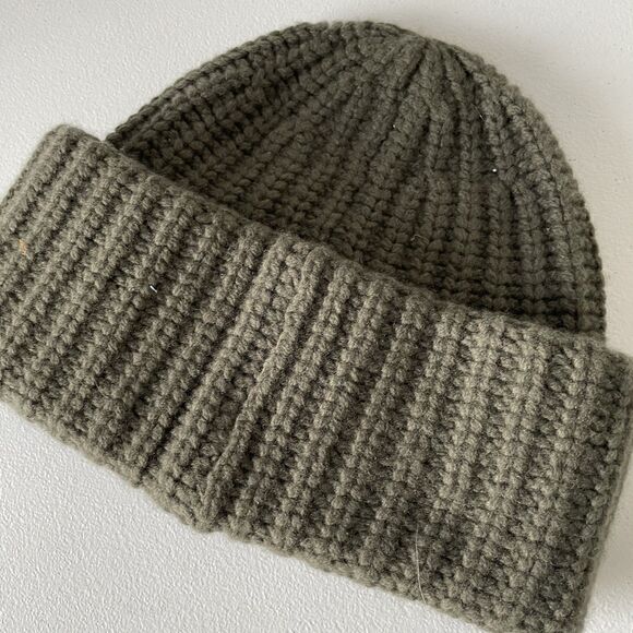Wilfred Aritzia Gray Wool Blend Winter Knit Hat Cap Beanie One Size - Picture 3 of 9